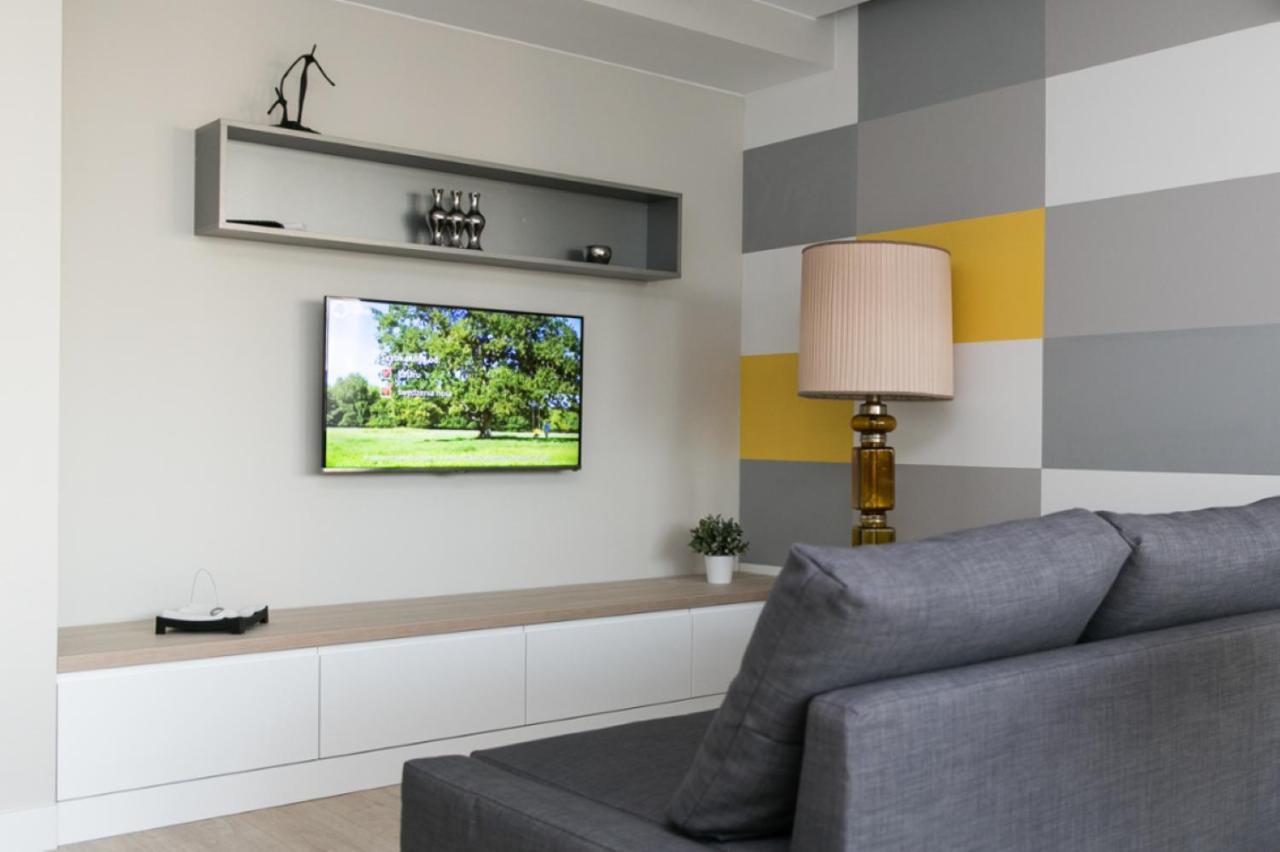 Wronia Apartments Varsó Kültér fotó