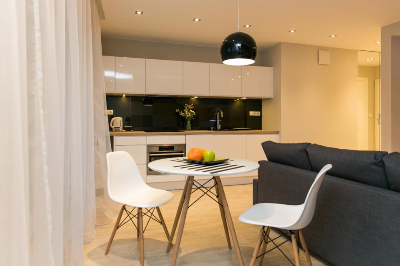Wronia Apartments Varsó Kültér fotó