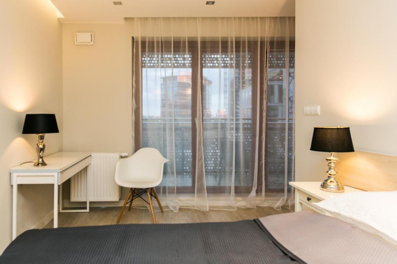 Wronia Apartments Varsó Kültér fotó