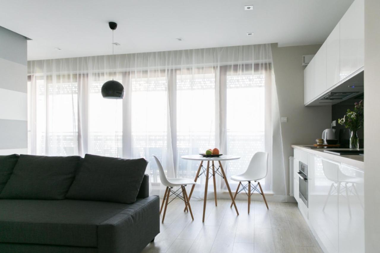 Wronia Apartments Varsó Kültér fotó
